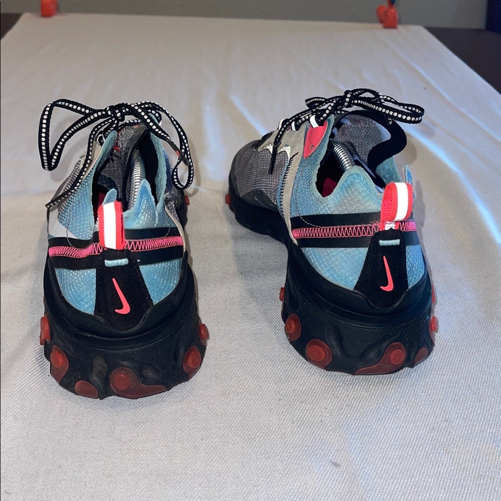 Nike React Element 87
Blue Chill Solar Red SZ 11.5 - Picture 5 of 12